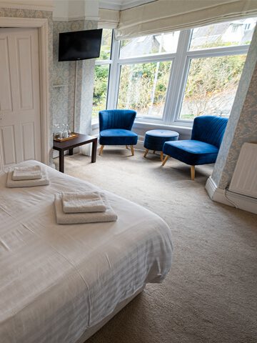 Bedroom 1 - family room at Woodside B&B Keswick