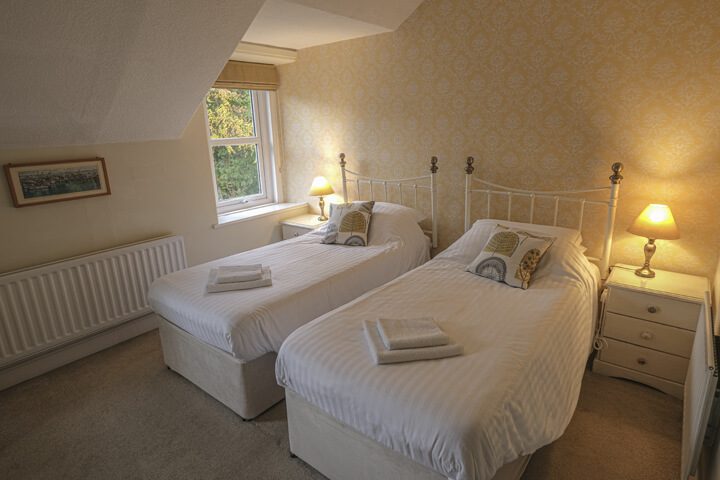 Bedroom 4 - twin/double ensuite room at Woodside B&B Keswick
